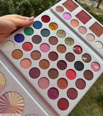 Muicin Eyeshadow & Blusher Palette